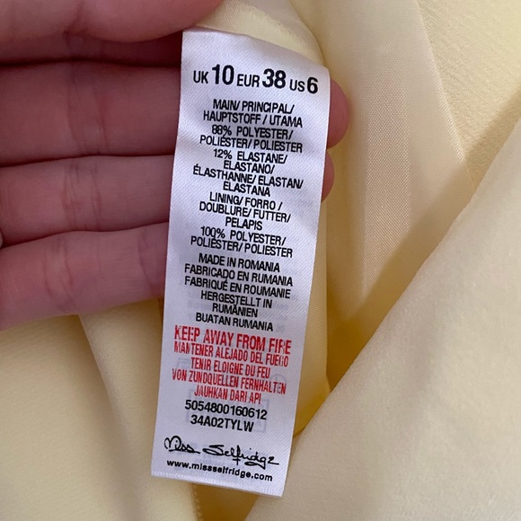 Miss Selfridge Petite Scalloped Wrap Front Romper - Picture 7 of 9